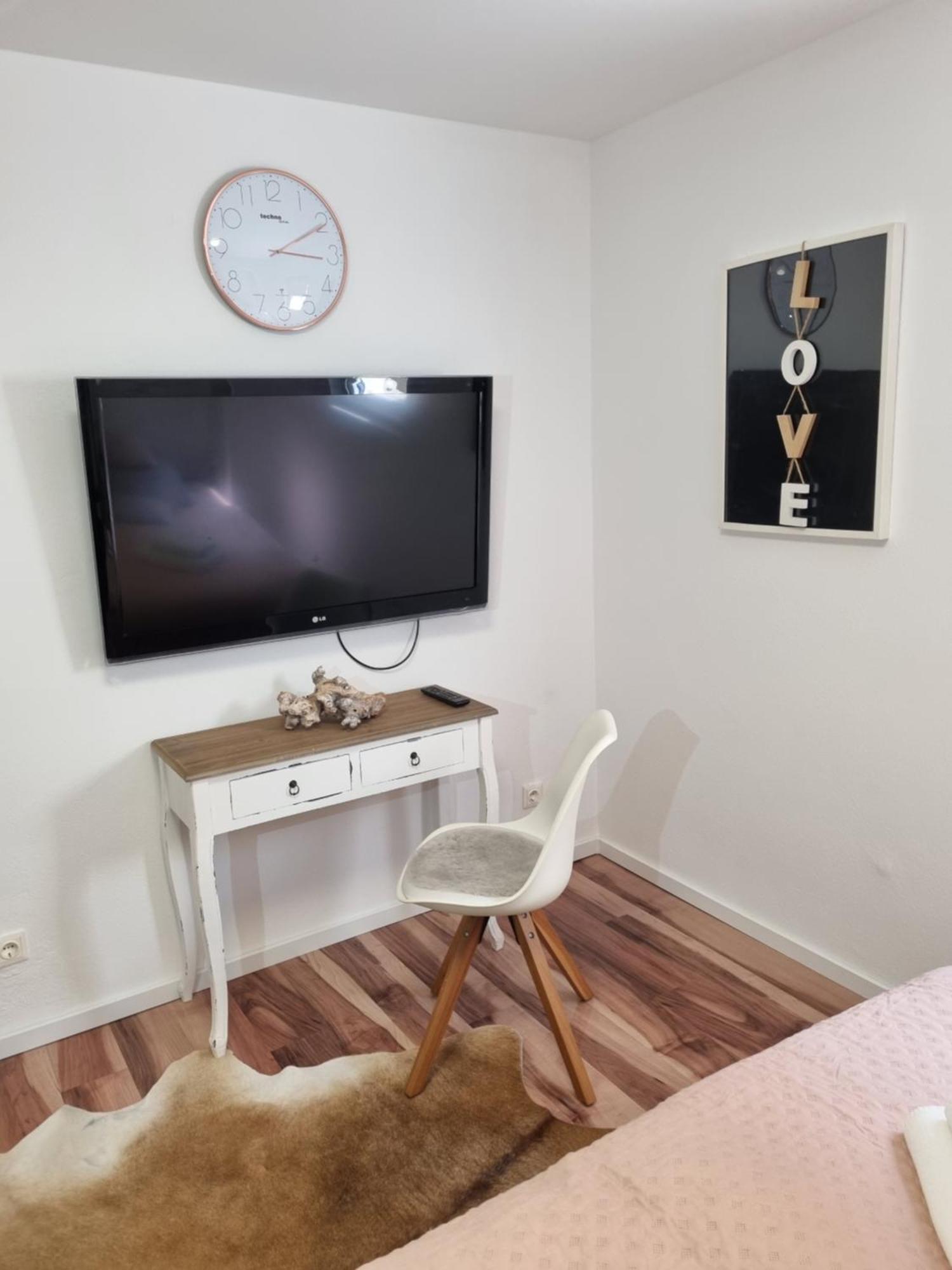 Appartment Im Untergeschoss フライラッシンク エクステリア 写真